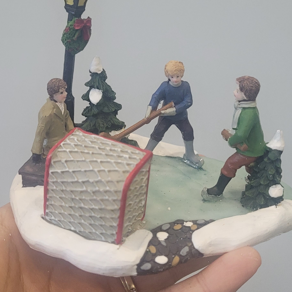 Lemax Blue and Green Holiday Decor Winter Wonderland